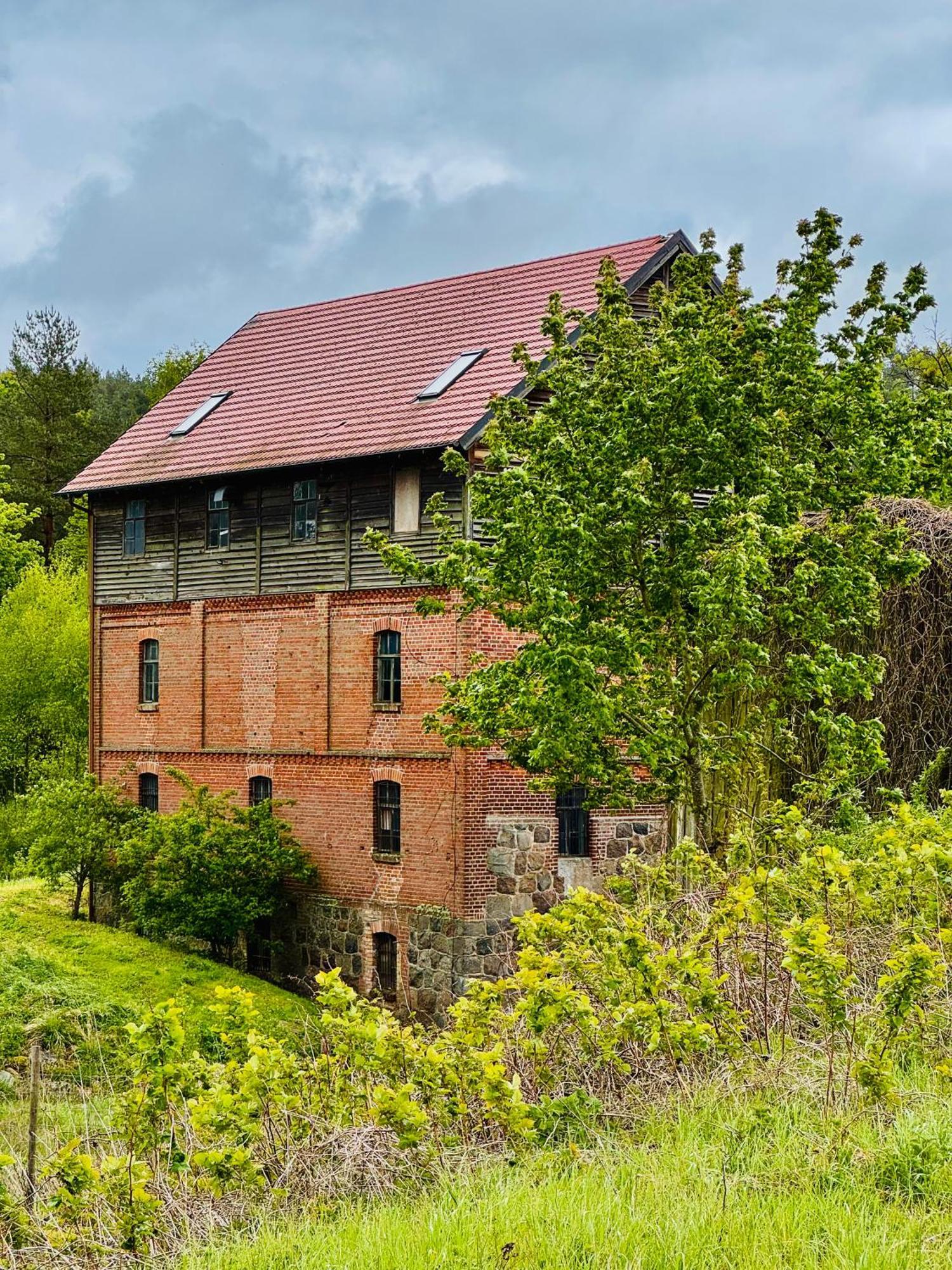 Folwark Wierzchy Exterior photo